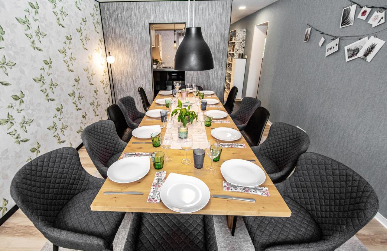Bookeinfach Bad Ems - Private - Sauna Jacuzzi Whirlpool Swimmingpool Alahna Sup Beachvolleyball Billiards Ping Pong Cinema Theater Music Disco Ball Bbq Und Parkplaetze Exteriör bild