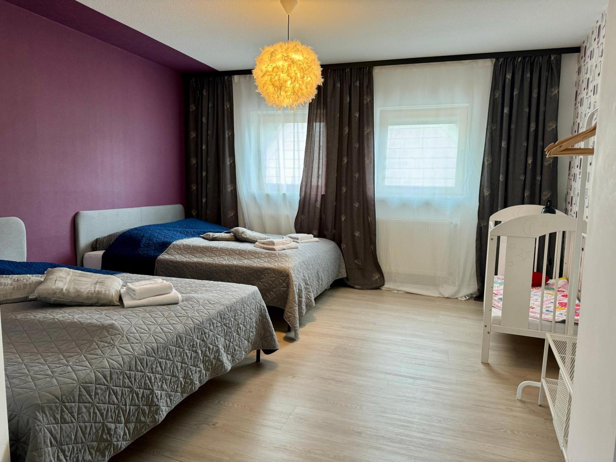 Bookeinfach Bad Ems - Private - Sauna Jacuzzi Whirlpool Swimmingpool Alahna Sup Beachvolleyball Billiards Ping Pong Cinema Theater Music Disco Ball Bbq Und Parkplaetze Exteriör bild