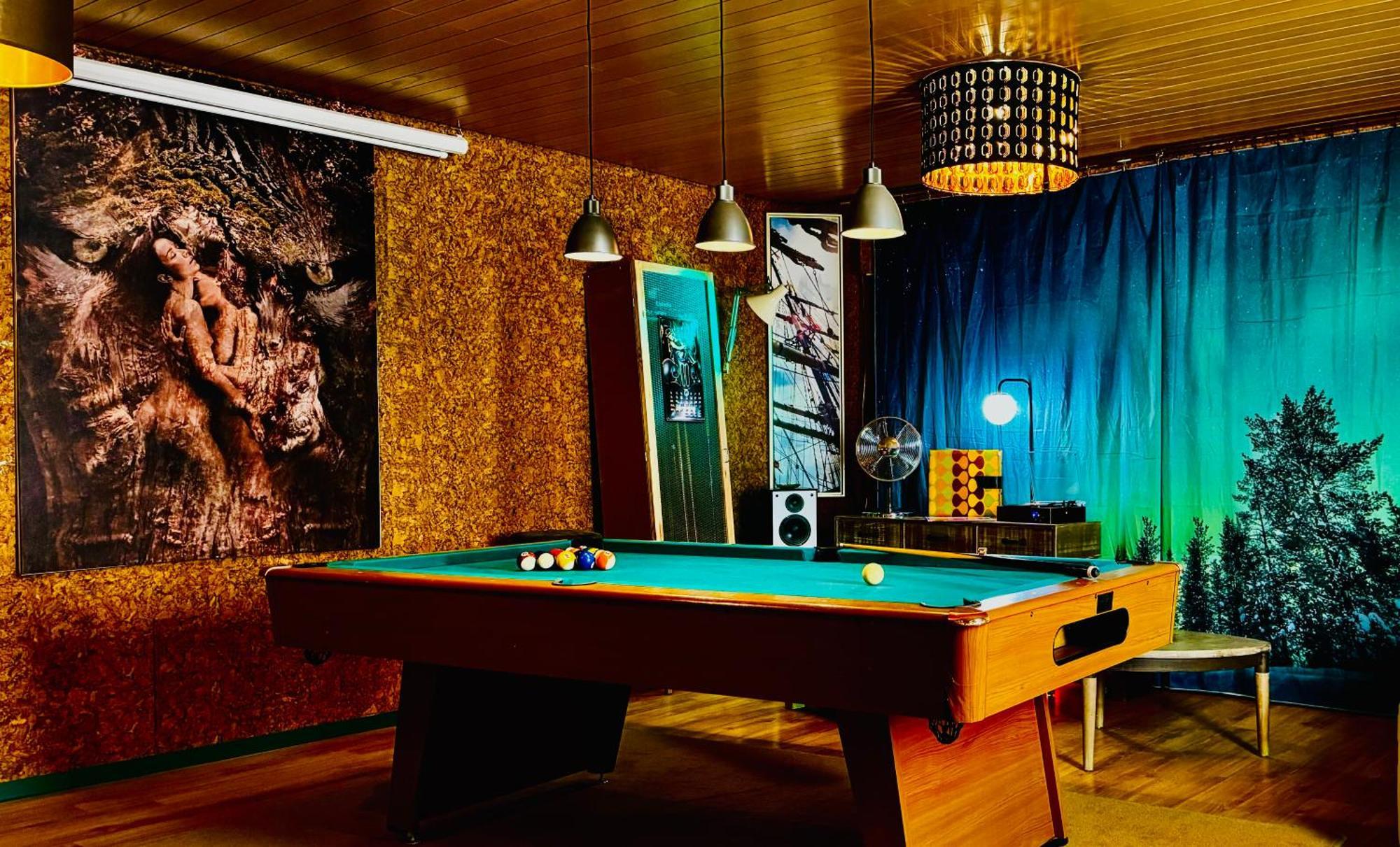 Bookeinfach Bad Ems - Private - Sauna Jacuzzi Whirlpool Swimmingpool Alahna Sup Beachvolleyball Billiards Ping Pong Cinema Theater Music Disco Ball Bbq Und Parkplaetze Exteriör bild