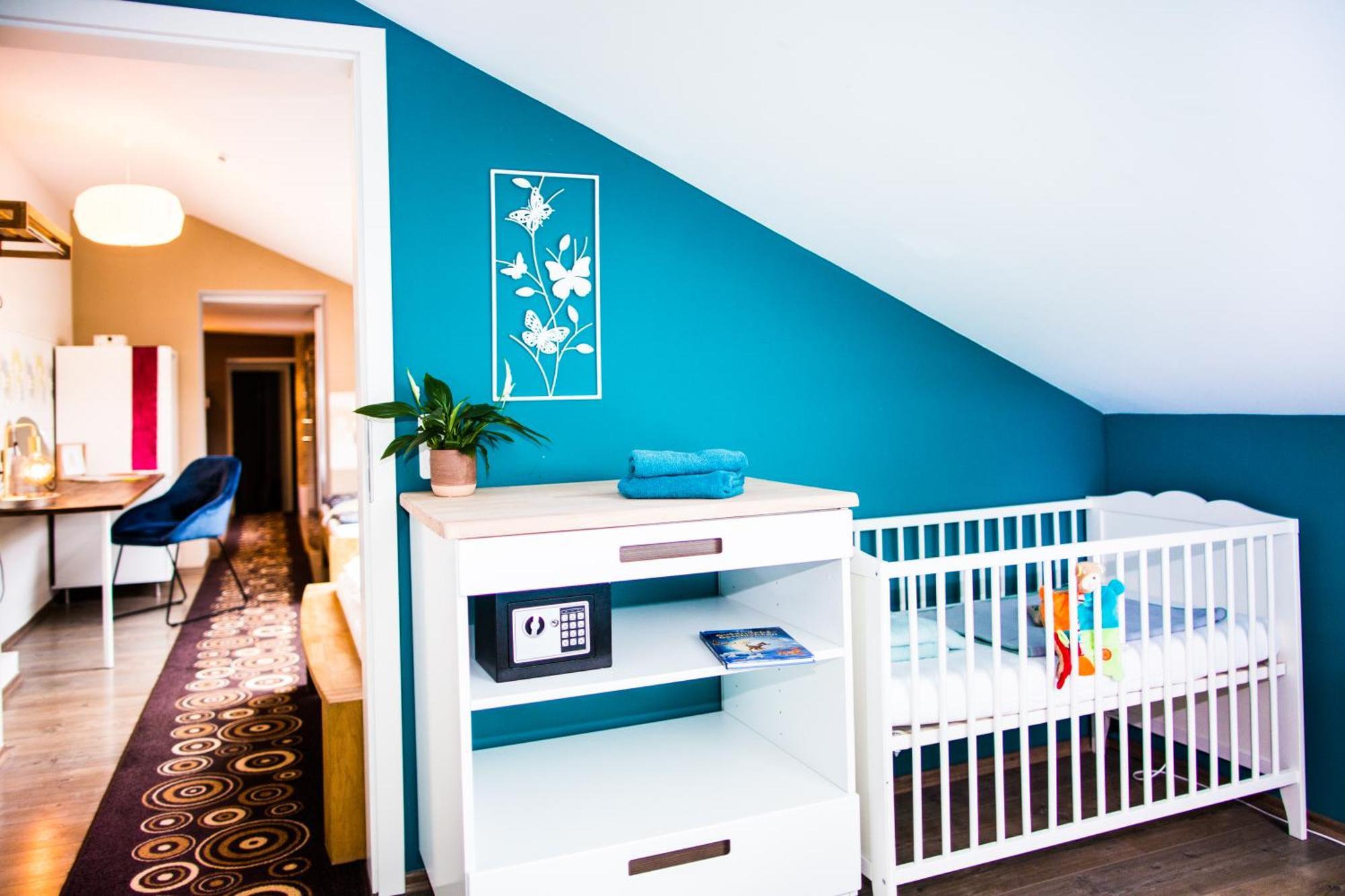 Bookeinfach Bad Ems - Private - Sauna Jacuzzi Whirlpool Swimmingpool Alahna Sup Beachvolleyball Billiards Ping Pong Cinema Theater Music Disco Ball Bbq Und Parkplaetze Exteriör bild