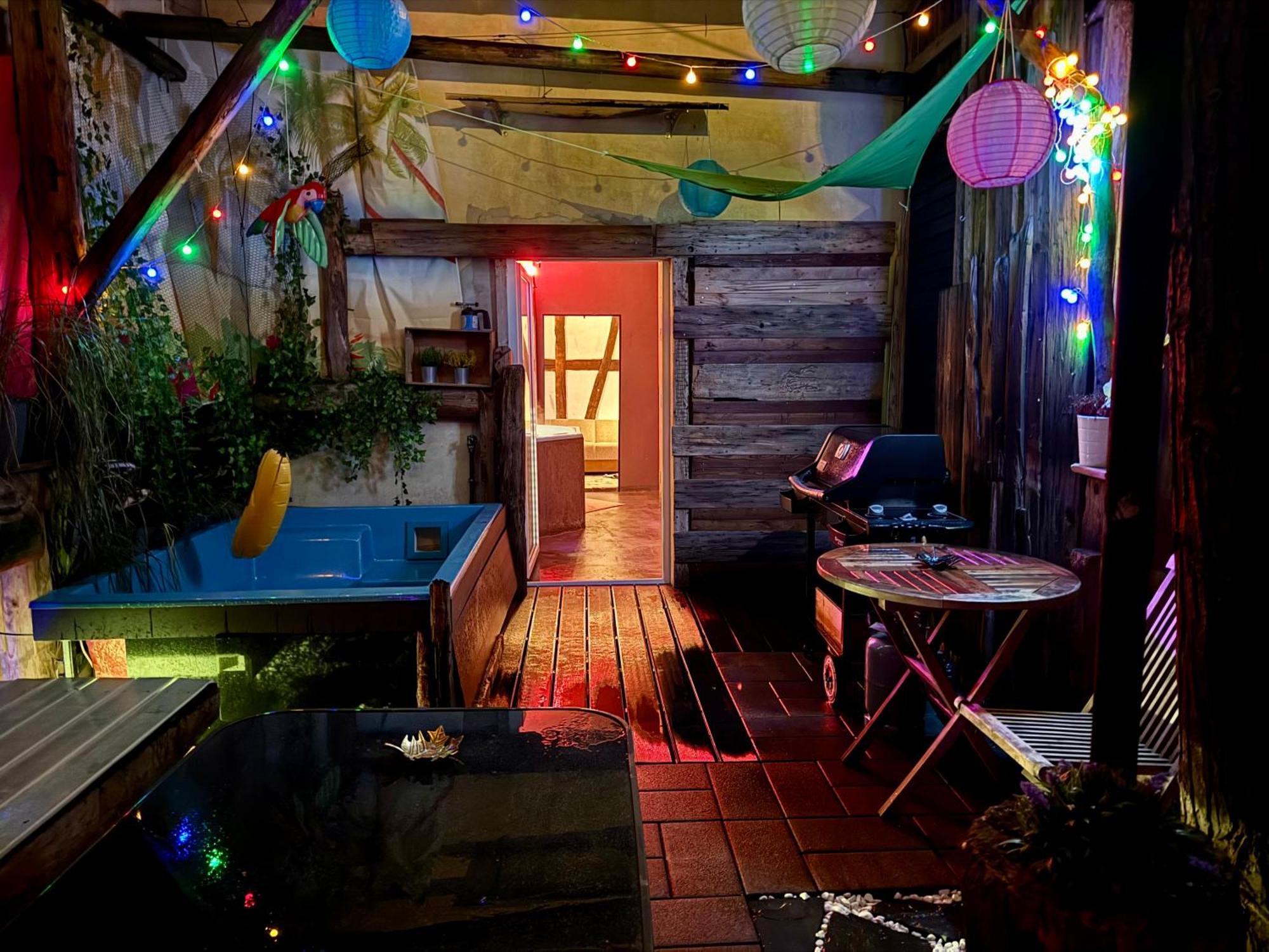 Bookeinfach Bad Ems - Private - Sauna Jacuzzi Whirlpool Swimmingpool Alahna Sup Beachvolleyball Billiards Ping Pong Cinema Theater Music Disco Ball Bbq Und Parkplaetze Exteriör bild
