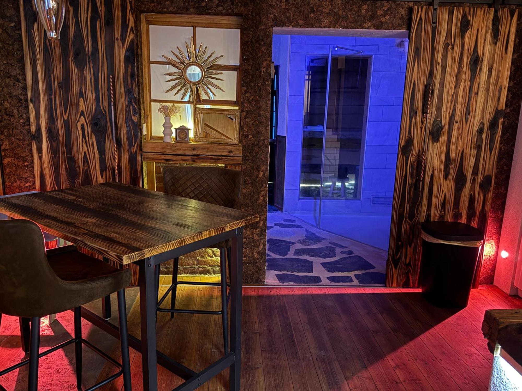 Bookeinfach Bad Ems - Private - Sauna Jacuzzi Whirlpool Swimmingpool Alahna Sup Beachvolleyball Billiards Ping Pong Cinema Theater Music Disco Ball Bbq Und Parkplaetze Exteriör bild